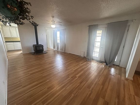 3rd image of 710-220 Muskrat Dr