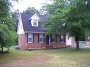 385 Bedford Dr, Hull, GA