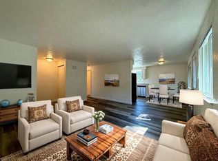 5495 A St #15, Springfield, OR 97478