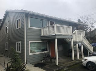 1141 SE Harrison St APT 4, Portland, OR 97214
