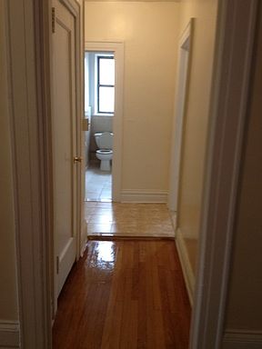 3rd image of 40 S Munn Ave APT 401