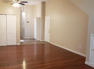2511 S 12th St #A, Philadelphia, PA 19148