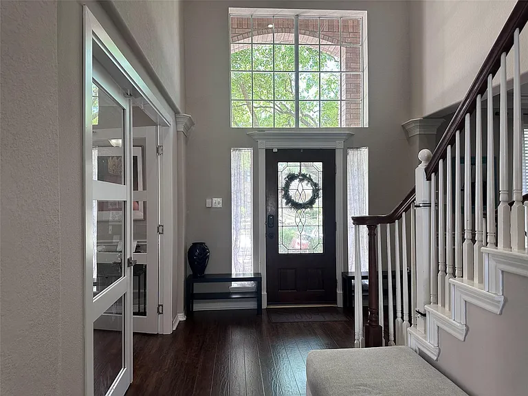 1214 Peregrine Dr — Photo 5