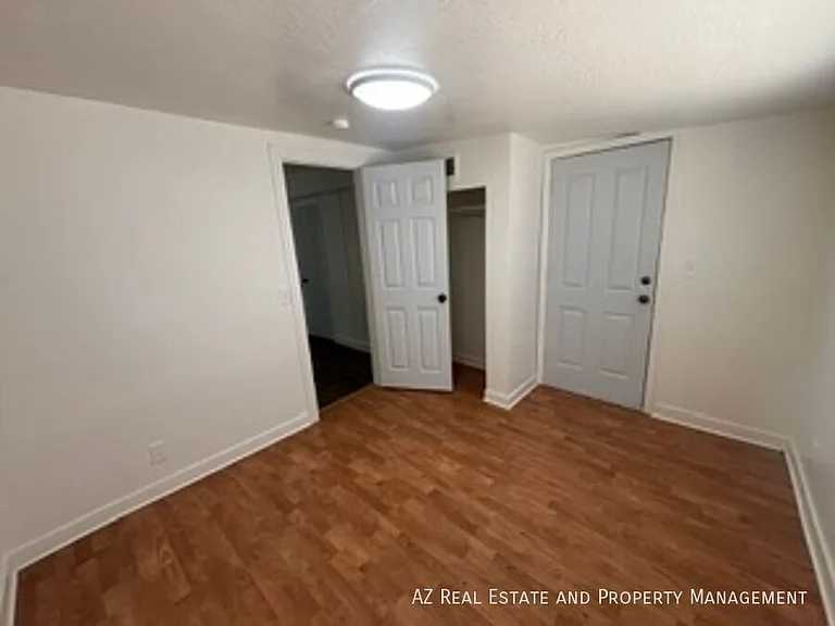 502 E Cody Dr — Photo 27