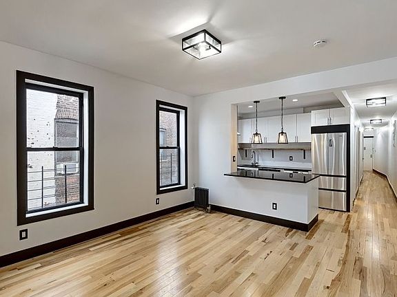 3rd image of 880 Saint Nicholas Ave #F4