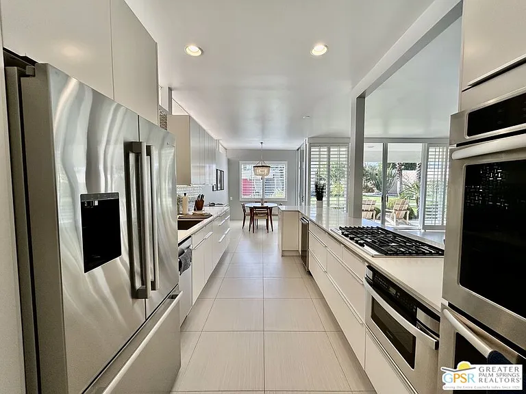 306 Desert Lakes Dr — Photo 10