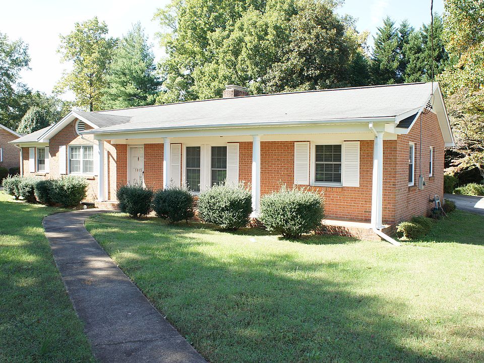1st image of 1815 Kingston Dr