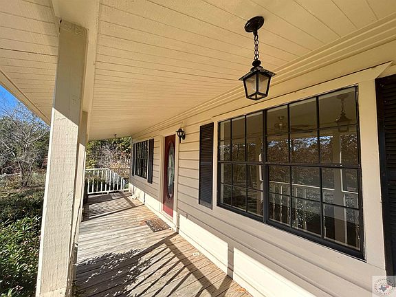 2nd image of 316 Pine Wilderness Dr