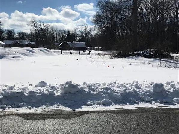 7521 King Acres Dr, Toledo, OH 43617