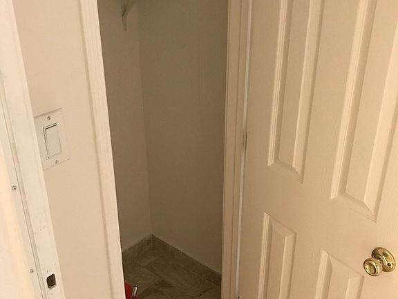 3rd image of 133 S Crescent Dr APT 2