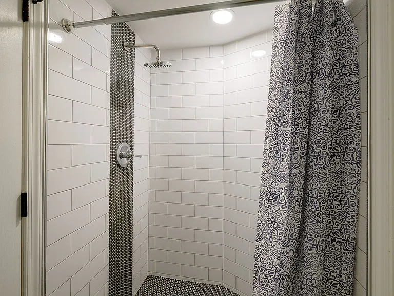 1932 3rd St NE #102 — Photo 26