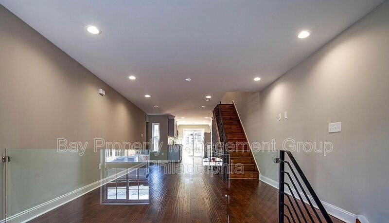 1st image of 6250 Osage Ave