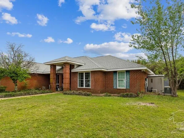 1719 Village Pkwy, Gulf Breeze, FL 32563