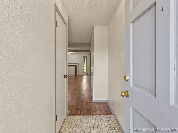 3rd image of 1508 Cardinal Cir