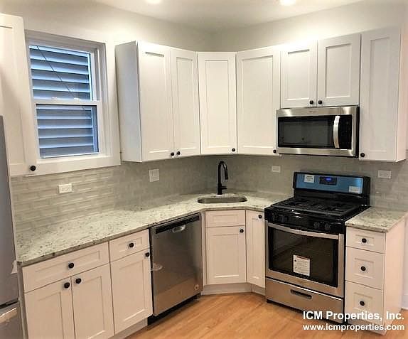 1st image of 3637 N Paulina St #1L