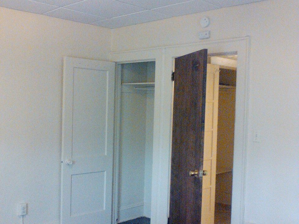 2nd image of 1008 Monroe Ave APT 4