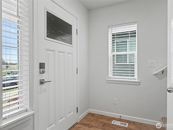 4th image of 14395 Lockwood Lane SE