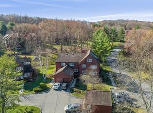 601 Ridgetop Ln, Brewster, NY 10509