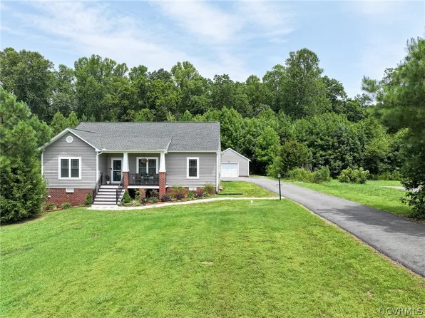 3524 Cosby Mill Acres Ct, Quinton, VA 23141