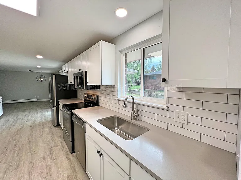 2995 Kendall St — Photo 11