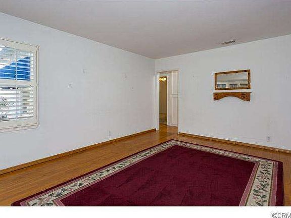 3rd image of 4552 Petaluma Ave