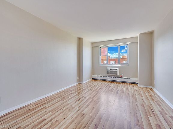 4th image of 52-40 39th Dr APT 12N