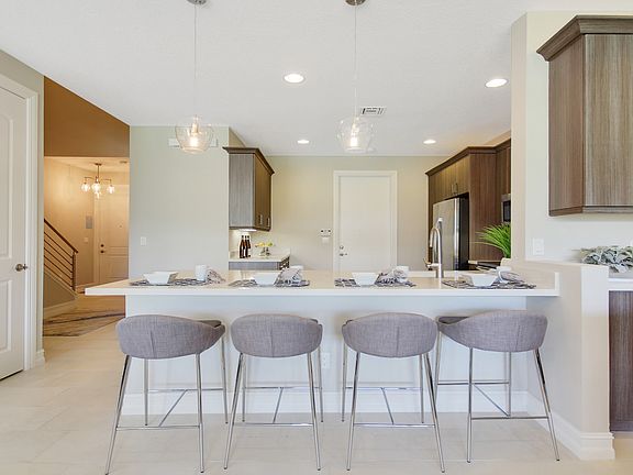 Kitchen with dry bar