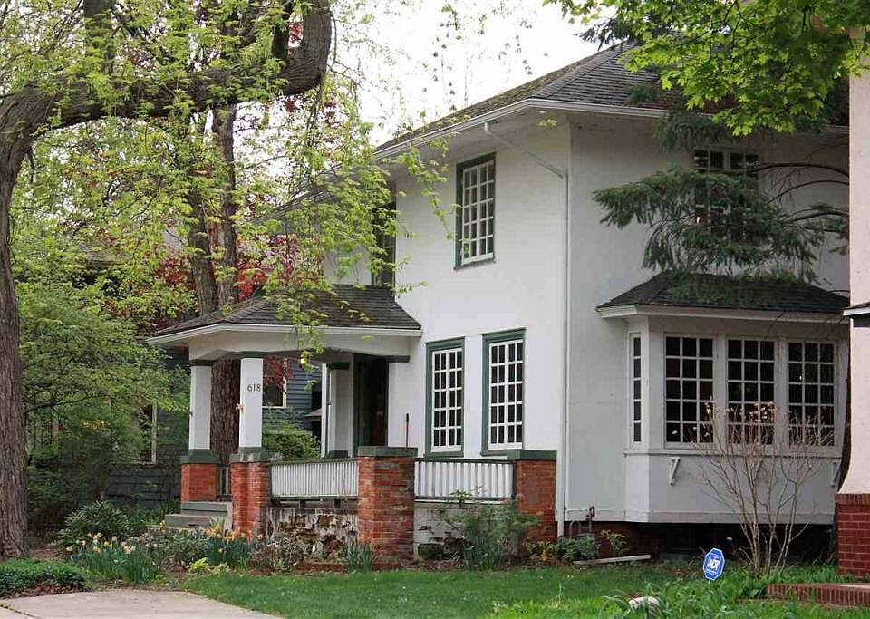 1st image of 618 Park Ave