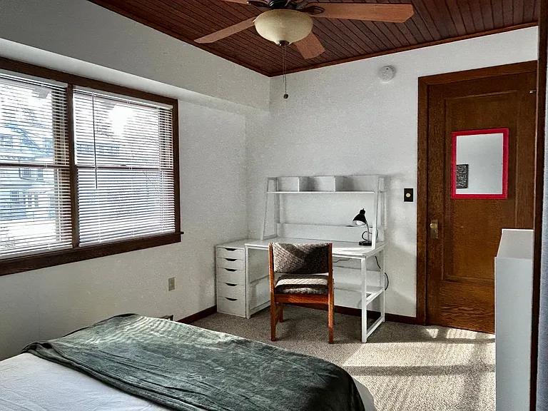 118 Wait Ave — Photo 22