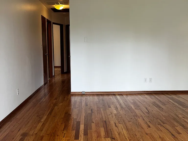 5616 SE 45th Ave — Photo 5