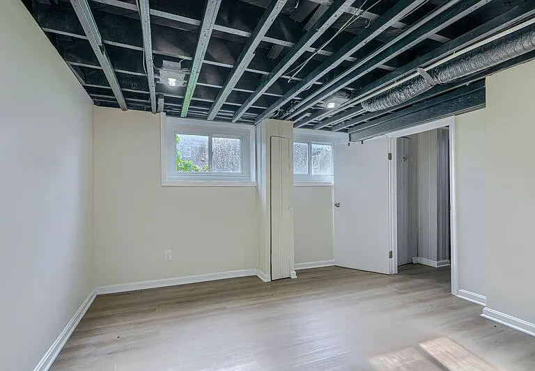 2976 Cornwall Rd #1 — Photo 16