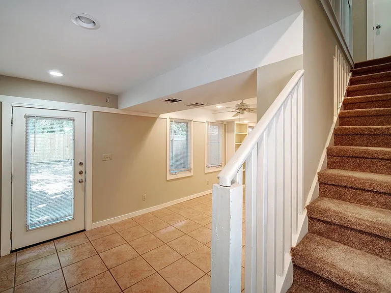 4506 Caswell Ave #B — Photo 14