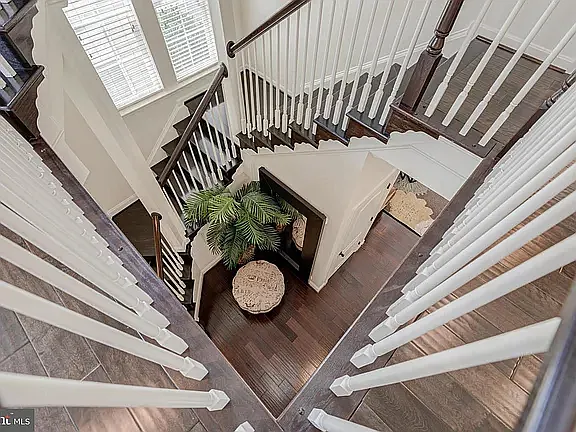 5964 Manorview Way — Photo 41