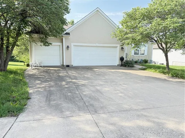 15355 NW 127th St, Platte City, MO 64079