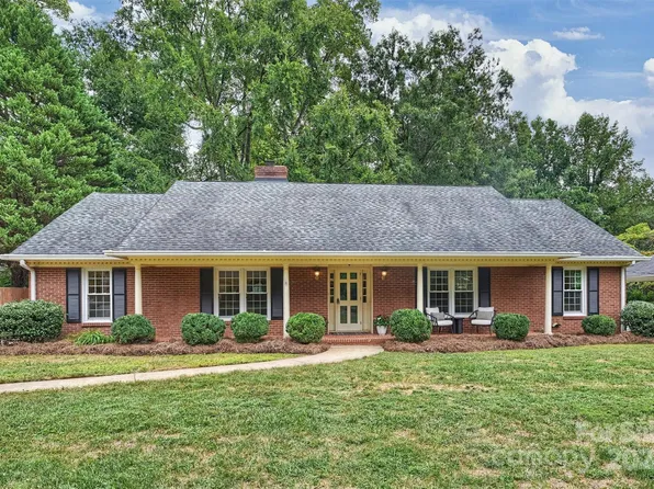 6740 Newhall Rd, Charlotte, NC 28270