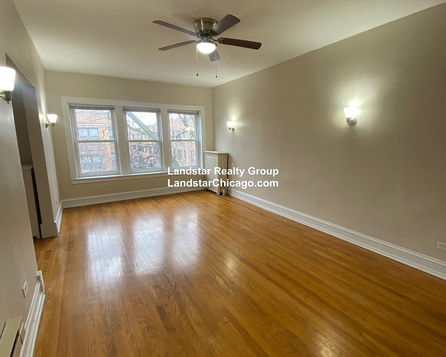 1364 W Estes Ave — Photo 3