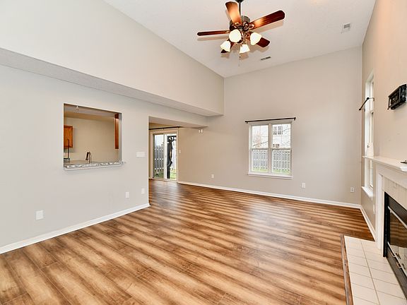 4th image of 15230 Fawn Meadow Dr