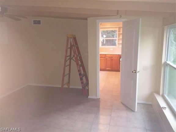 3rd image of 332 New York Dr
