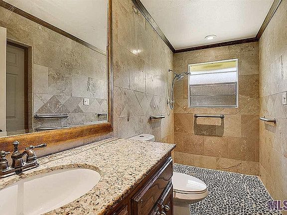 4th image of 5770 Newell St