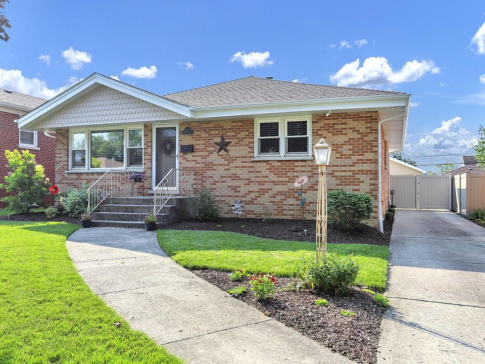 1st image of 11051 Boeger Ct
