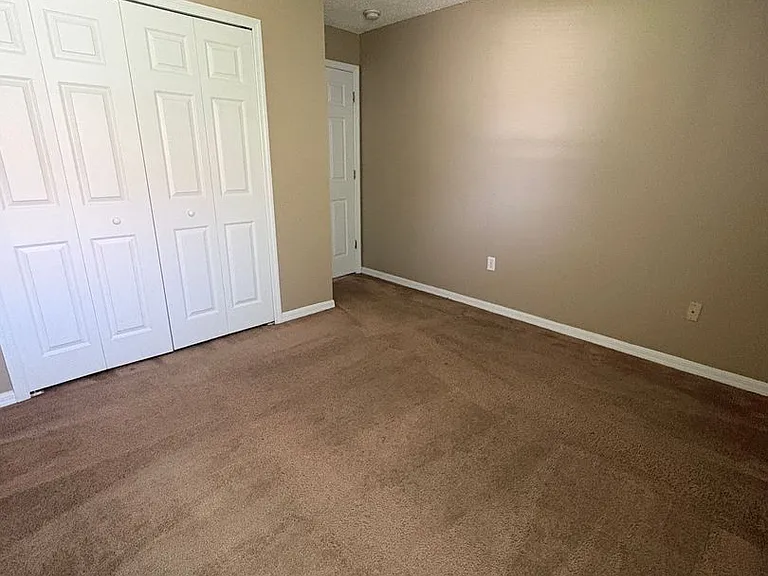 2932 Foraker Way — Photo 17