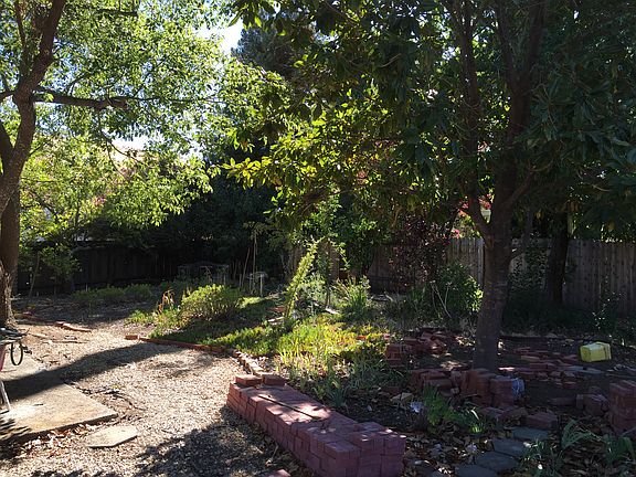 4th image of 2949 Calaveras Dr