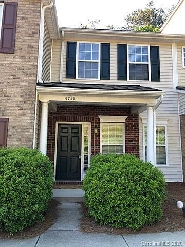 1st image of 5749 Bent Creek Cres