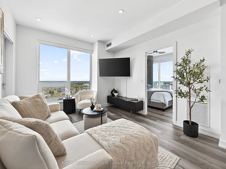 15 Wellington St S #2402 — Photo 11
