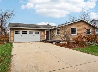 7001 Gladstone Dr, Madison, WI 53719