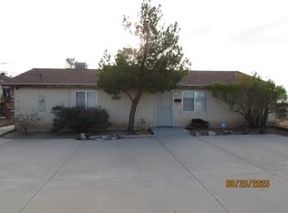 23184 Rancho St #B, Apple Valley, CA 92308