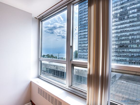 5th image of 4800 S Chicago Beach Dr APT 409N