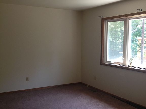 5th image of 1785 Elinor St