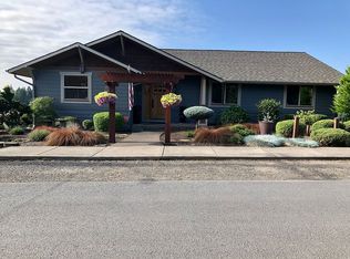614 W Grant St, Carlton, OR 97111