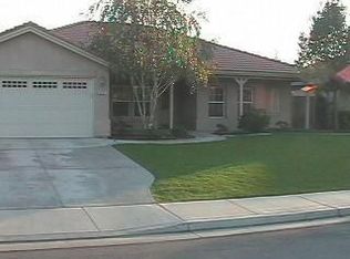 9805 Jersey Bounce Dr, Bakersfield, CA 93312